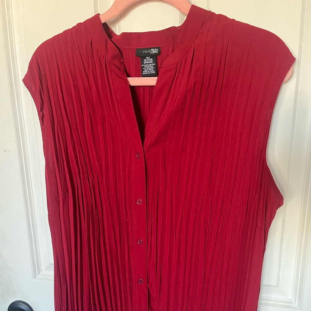 1X Dark Red Ribbed Sleeveless Blouse/Tank Top/Dress Shirt/Button Down